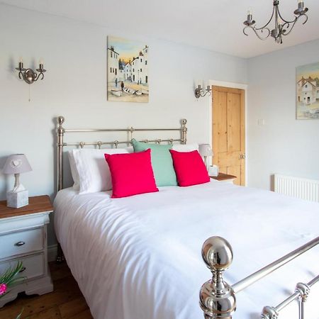 Stylish Town Centre House With Garden And Parking Opposite Villa Bury St. Edmunds Ngoại thất bức ảnh