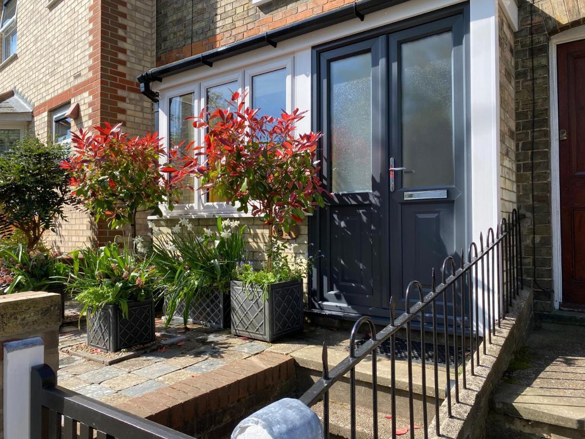 Stylish Town Centre House With Garden And Parking Opposite Villa Bury St. Edmunds Ngoại thất bức ảnh